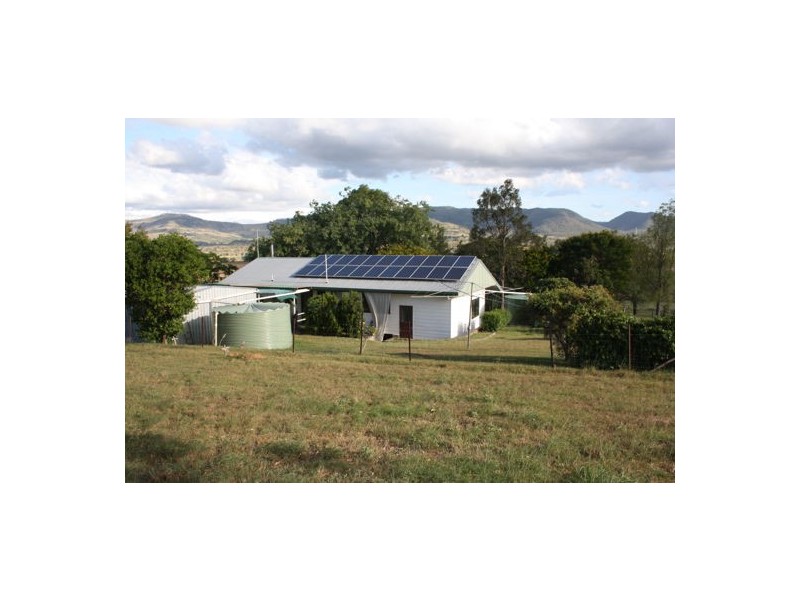 46 Topps Road, Flagstone Creek QLD 4344