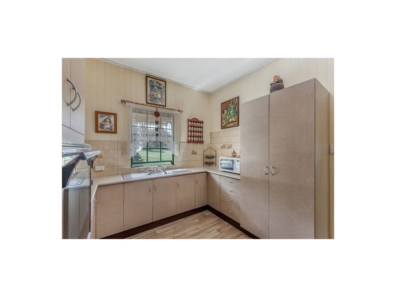 82 Connors Rd, Grantham QLD 4347