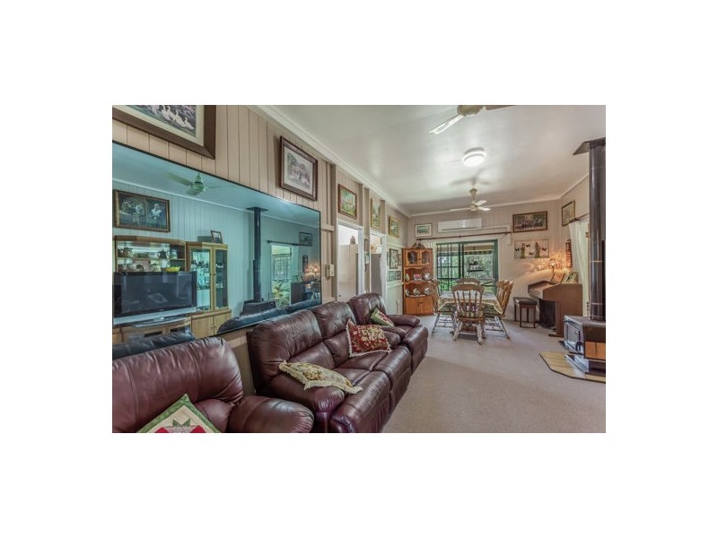 82 Connors Rd, Grantham QLD 4347