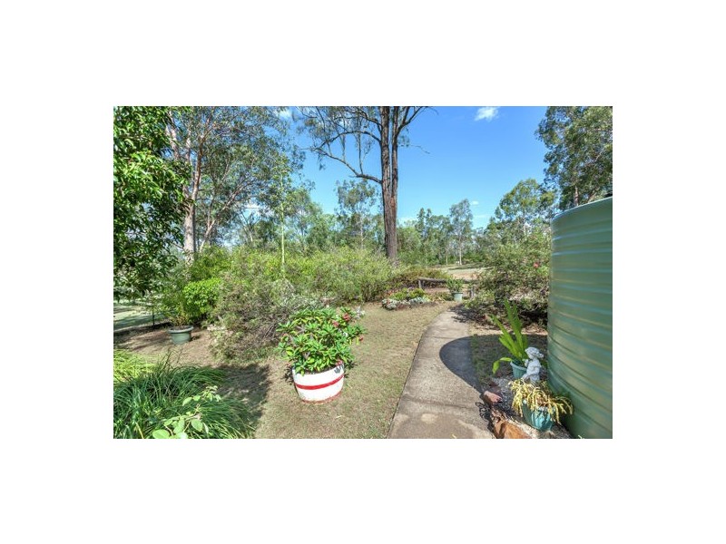 82 Connors Rd, Grantham QLD 4347