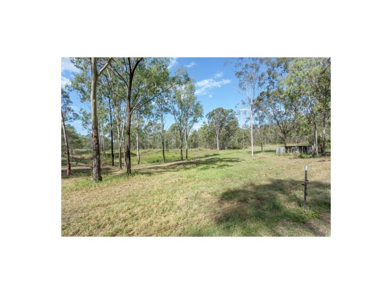 82 Connors Rd, Grantham QLD 4347