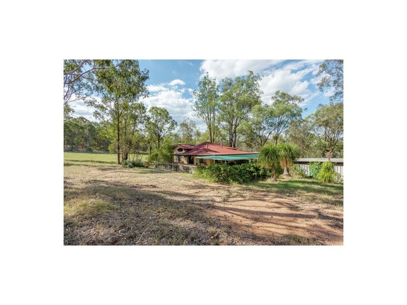 82 Connors Rd, Grantham QLD 4347