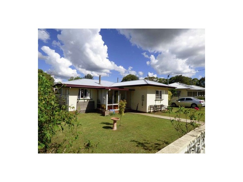 3 Nolan Street, Crows Nest QLD 4355