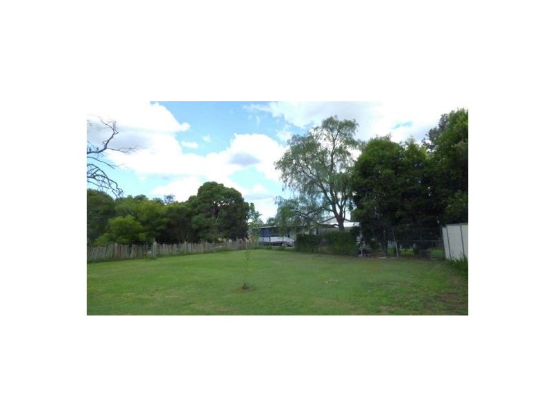 3 Nolan Street, Crows Nest QLD 4355