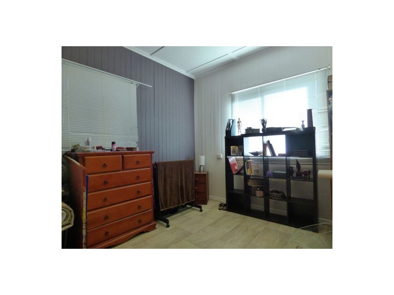 8 Andrews Road, Crows Nest QLD 4355