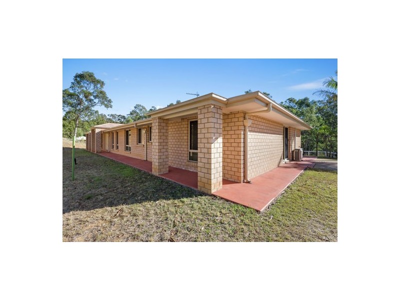 40 Dobel Drive, Upper Lockyer QLD 4352