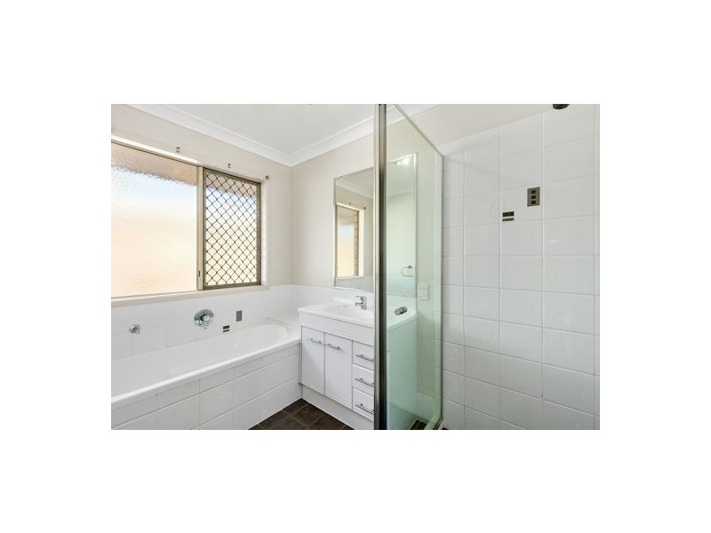 40 Dobel Drive, Upper Lockyer QLD 4352