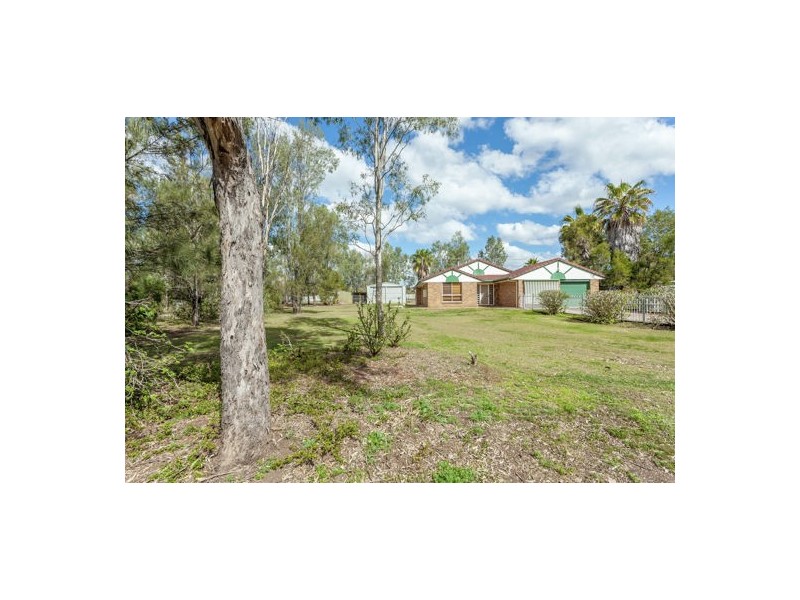 9 Bradton Court, Withcott QLD 4352