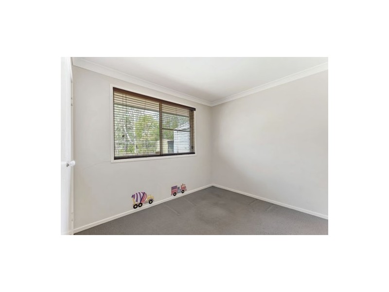 9 Bradton Court, Withcott QLD 4352