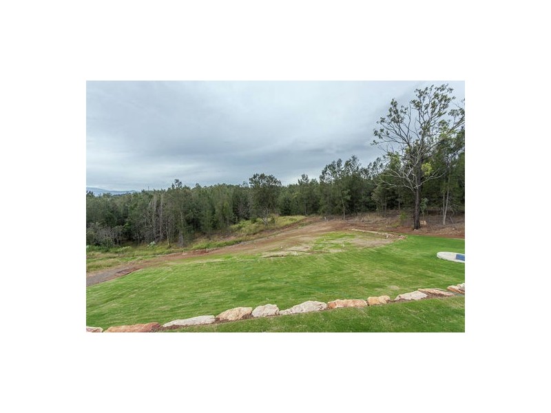 15 Dolleys Road, Withcott QLD 4352