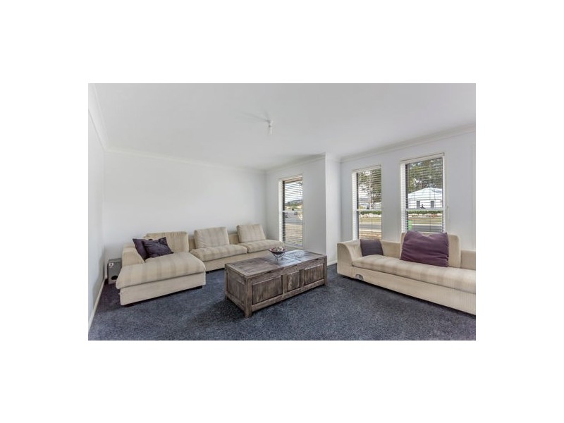 20 Kimdonn Drive, Withcott QLD 4352