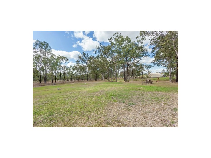 20 Kimdonn Drive, Withcott QLD 4352