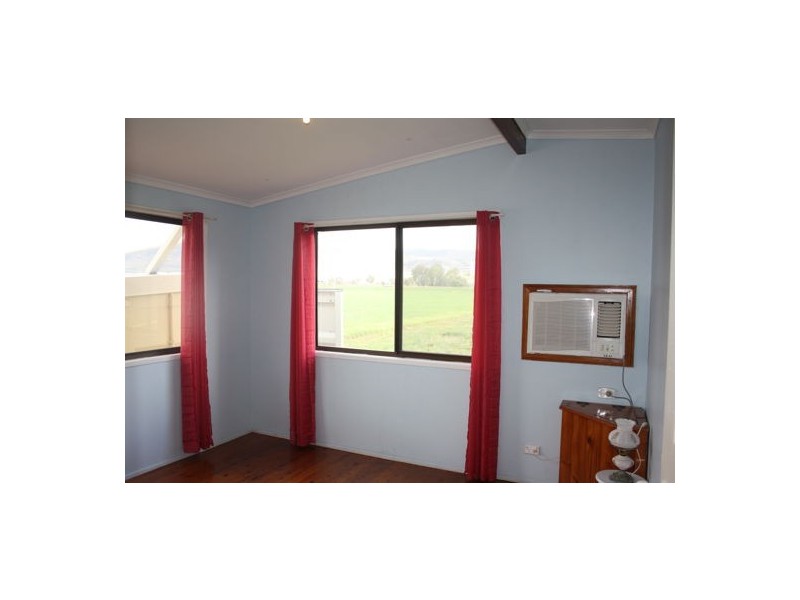 55 Flagstone School Road, Flagstone Creek QLD 4344