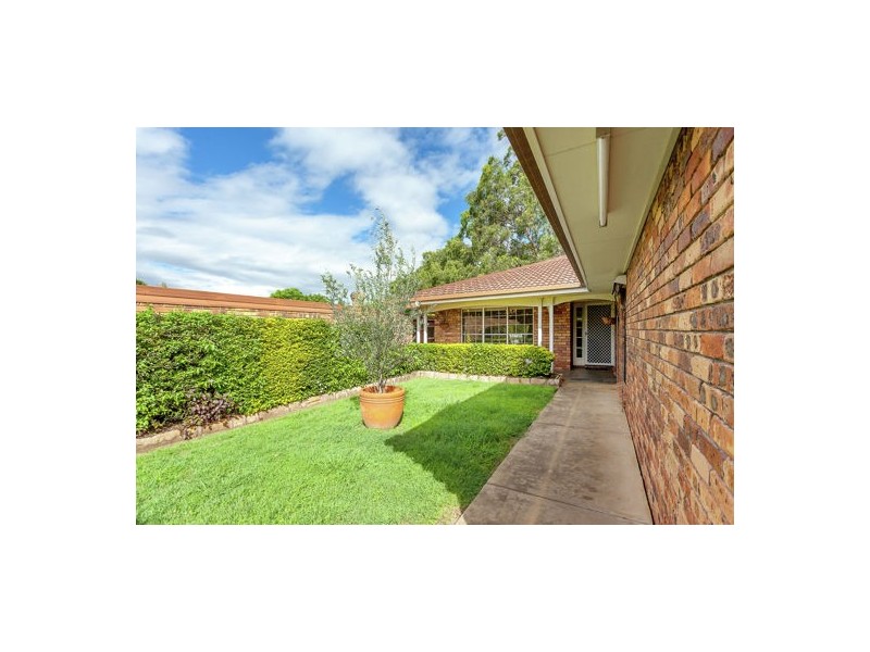 2 Stewart, Withcott QLD 4352