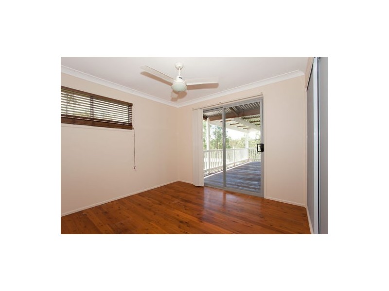 222 Larnook Street, Upper Lockyer QLD 4352
