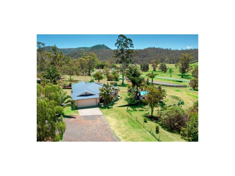 4 May Court, Withcott QLD 4352