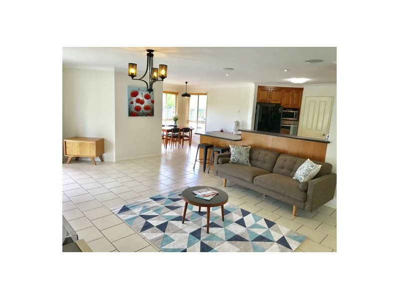 4 May Court, Withcott QLD 4352