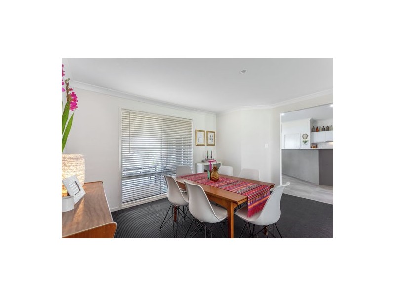 3 Pepperwood Place, Withcott QLD 4352
