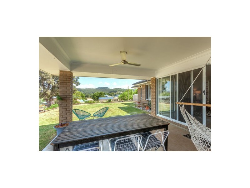 3 Pepperwood Place, Withcott QLD 4352