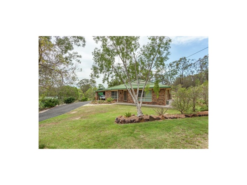 17 Squires Road, Lockyer QLD 4344