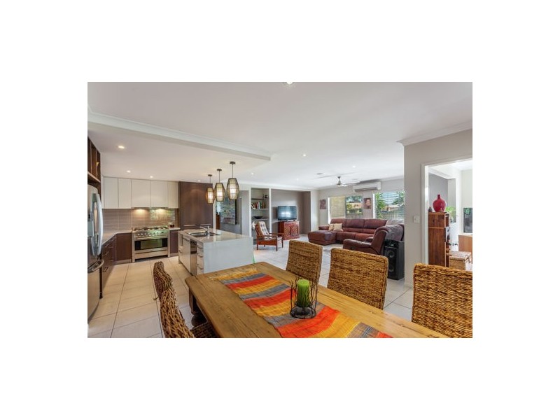 49 Parkridge Drive, Withcott QLD 4352