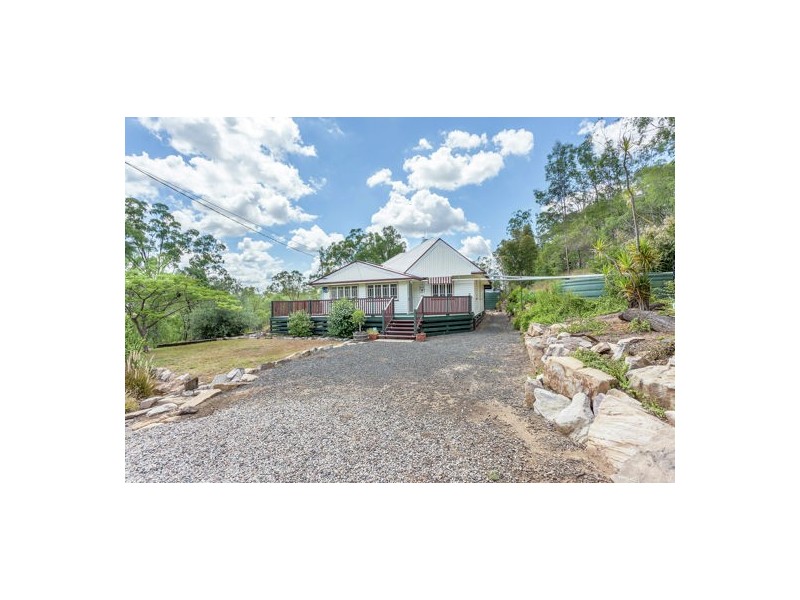 21 Squires Road, Lockyer QLD 4344