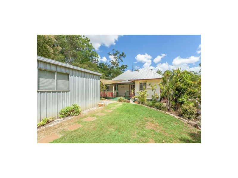 21 Squires Road, Lockyer QLD 4344