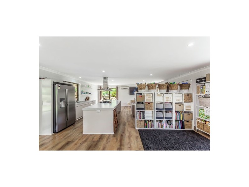 105 Koreelah St, Upper Lockyer QLD 4352