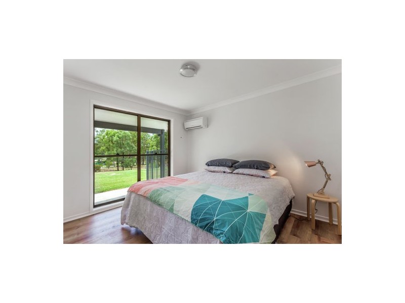 105 Koreelah St, Upper Lockyer QLD 4352