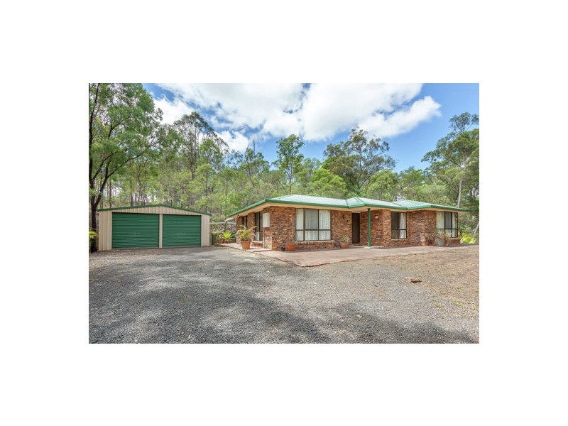 3 Woodland Crescent, Withcott QLD 4352