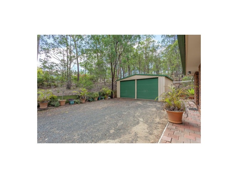 3 Woodland Crescent, Withcott QLD 4352