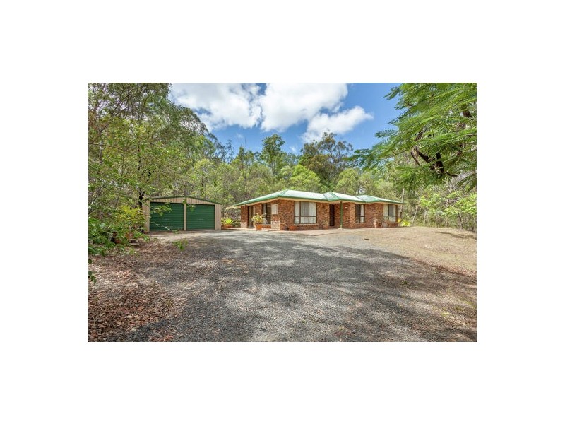 3 Woodland Crescent, Withcott QLD 4352