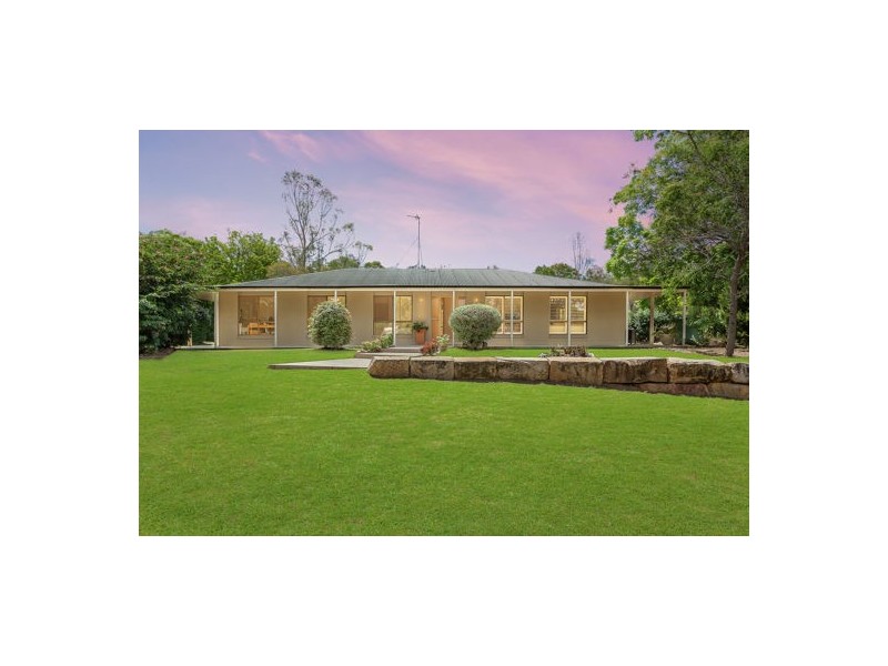 42 Bowen Street, Helidon QLD 4344