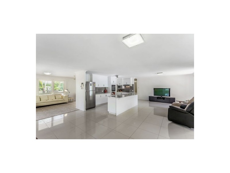 42 Bowen Street, Helidon QLD 4344