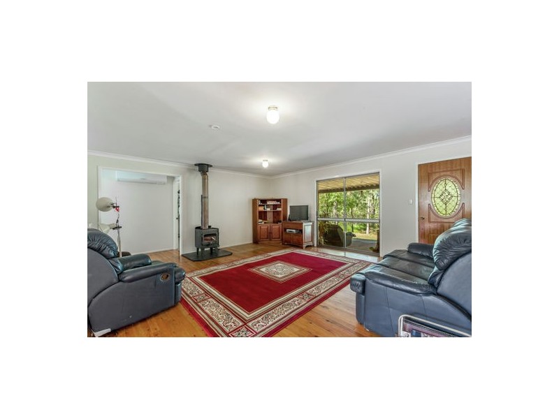 28 Larnook Street, Upper Lockyer QLD 4352