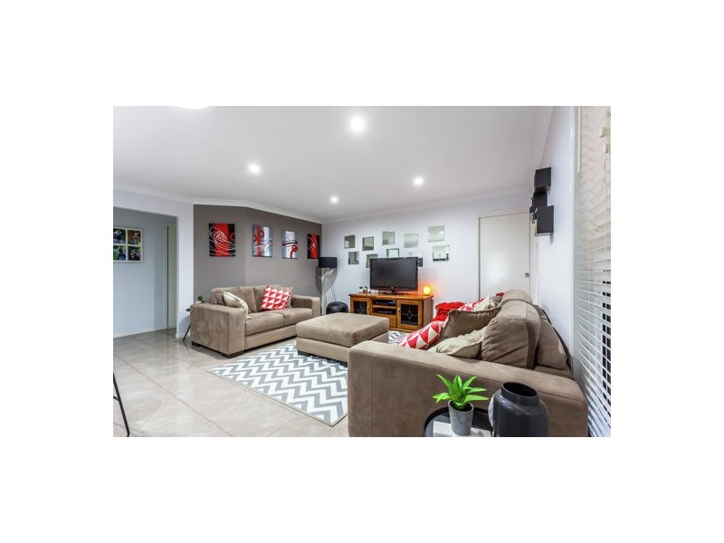 11 Kimdonn Drive, Withcott QLD 4352