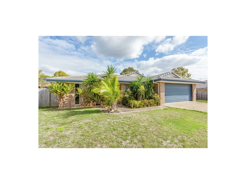 9 Paige Pl, Helidon QLD 4344