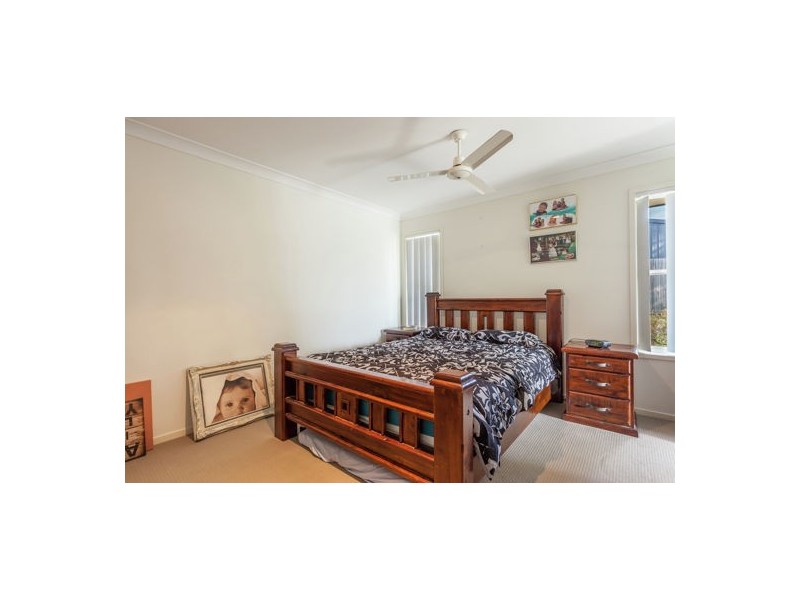 9 Paige Pl, Helidon QLD 4344