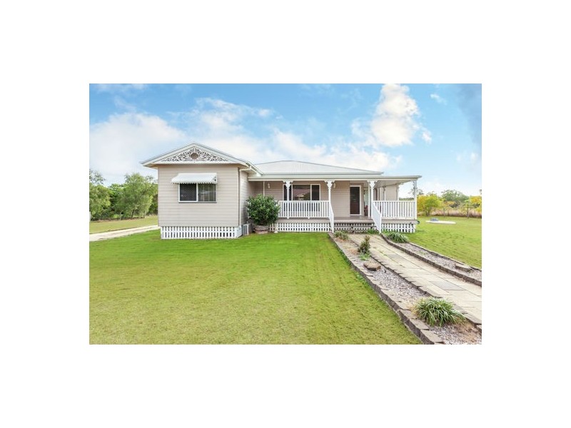 1 Belmore Drive, Withcott QLD 4352