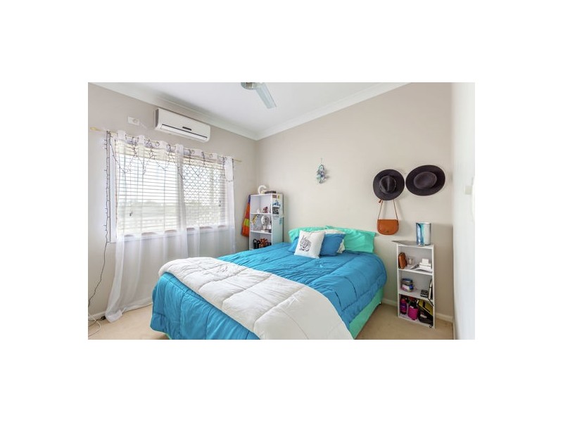 1 Belmore Drive, Withcott QLD 4352