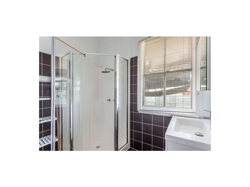 13 Deviney Street, Helidon QLD 4344