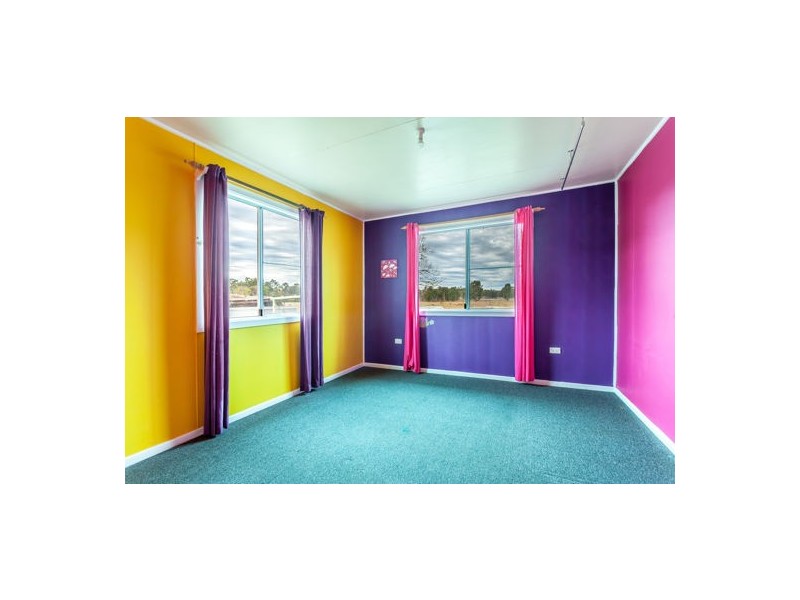 13 Deviney St, Helidon QLD 4344