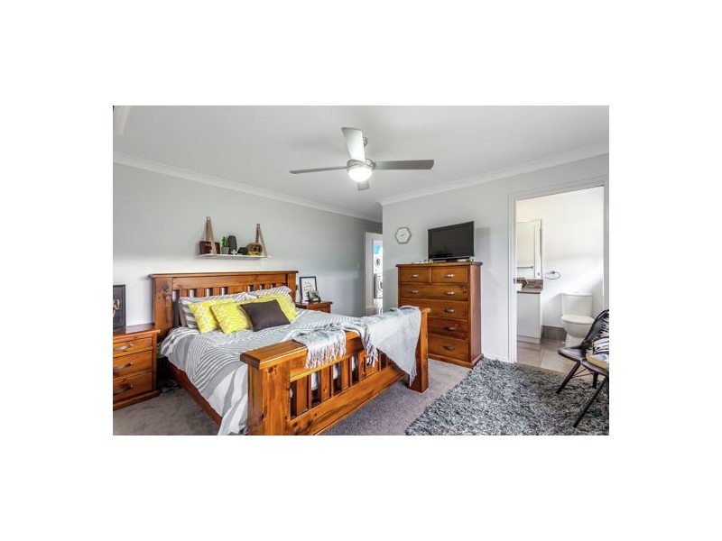 11 Kimdonn Drive, Withcott QLD 4352