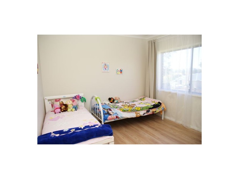 5 Dolleys Road, Withcott QLD 4352