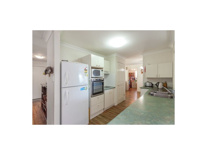 221 Flagstone Crk Road, Carpendale QLD 4344