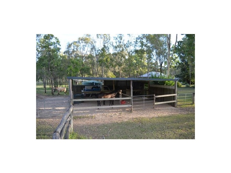 11 Gosper Road, Murphys Creek QLD 4352