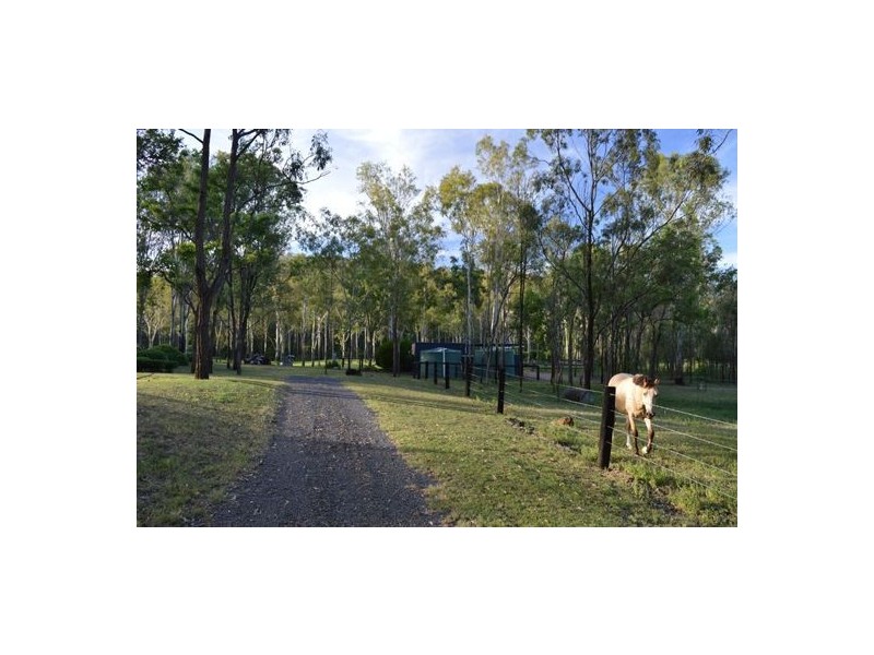 11 Gosper Road, Murphys Creek QLD 4352