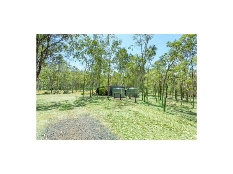 11 Gosper Road, Murphys Creek QLD 4352