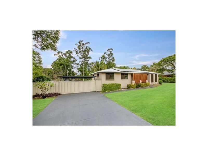 7 Shorelands Drive, Withcott QLD 4352