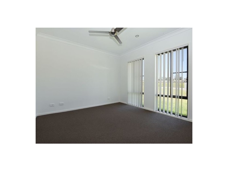 6 Amanda Place, Helidon QLD 4344